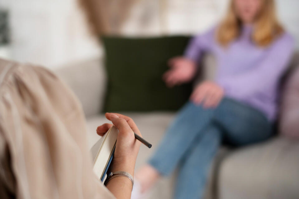 Psychotherapy talk session